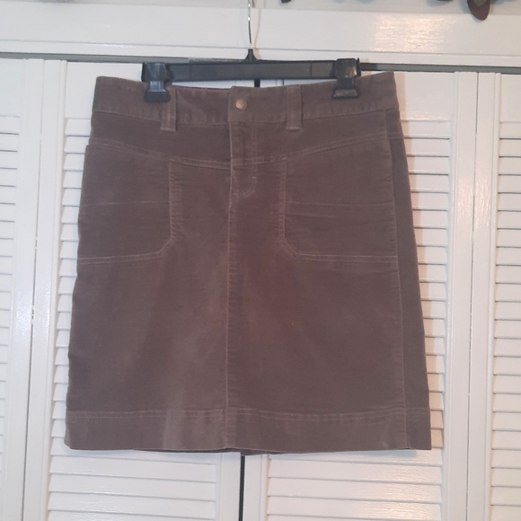 Athleta Dresses & Skirts - Athleta chocolate corduroy skirt sz 8 *C1